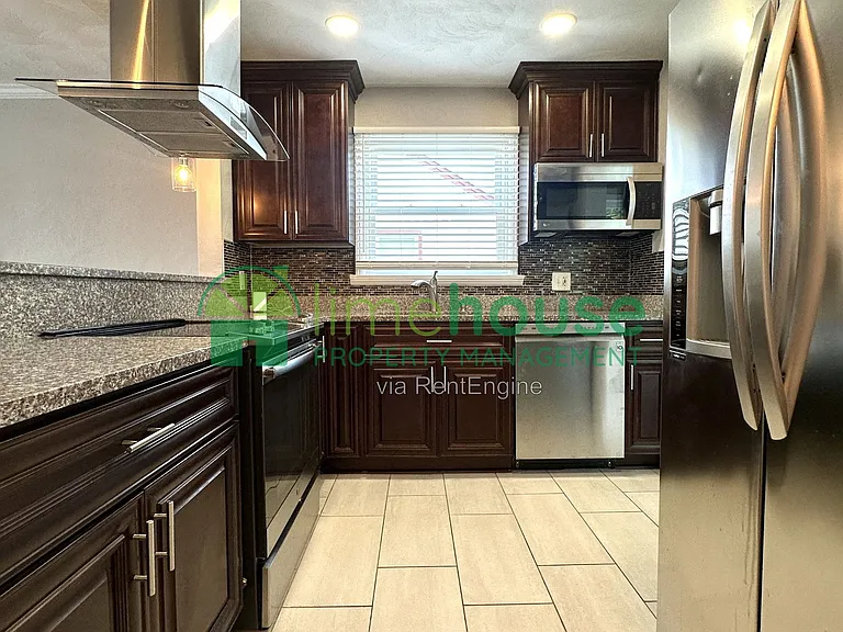 809 Cambridge Ave — Photo 6