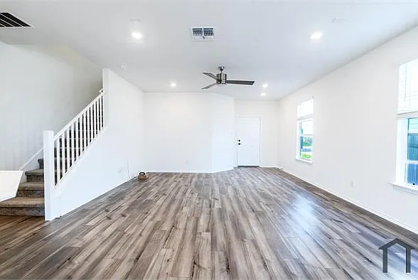316 Bougainvillea Loop — Photo 13