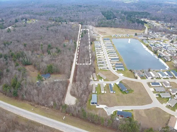 Ditty Rd, Smiths Creek, MI 48074