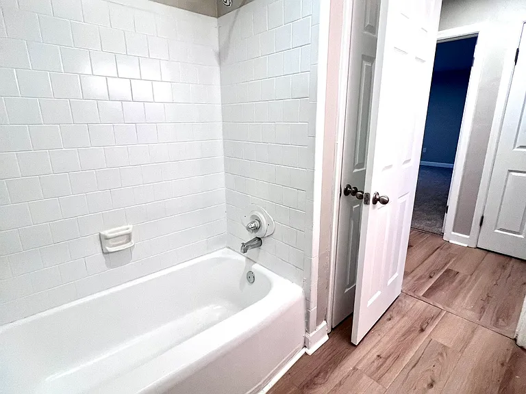 3305 Herbert St — Photo 13