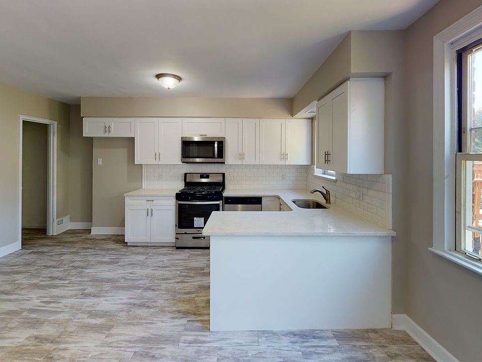 1st image of 569 Logan Ave