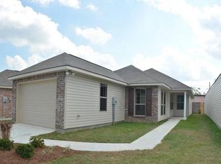 1049 Sedona Pines Dr, Baton Rouge, LA 70816