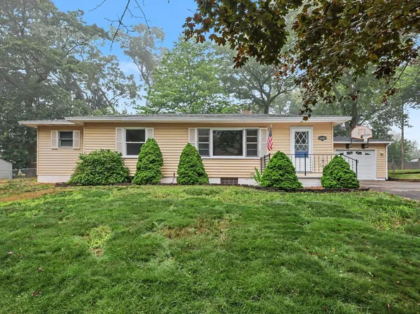 5120 Ripley St, Montague, MI 49437