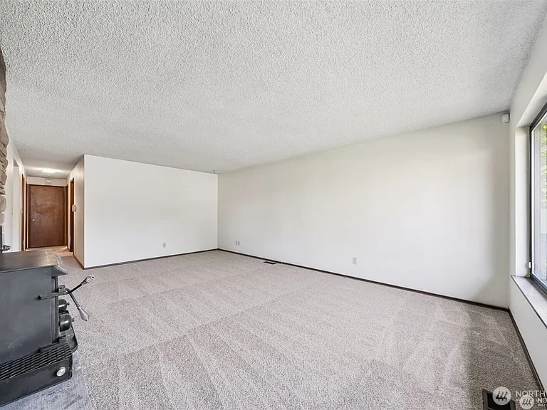 32305 10th Pl S — Photo 4