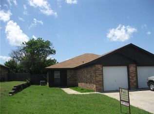 822 White Rock St, Saginaw, TX 76179