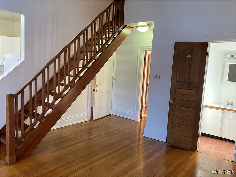 451 Franklin St #2 — Photo 18