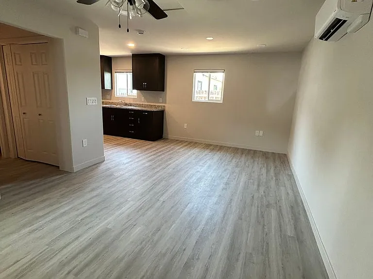 20X Follett St — Photo 20