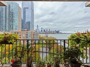 1 Greene St APT 704, Jersey City, NJ 07302