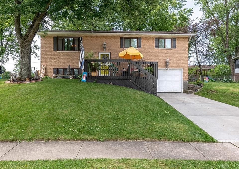 1st image of 1832 Burnside Dr