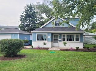 7 Norton Dr, Lemont, IL