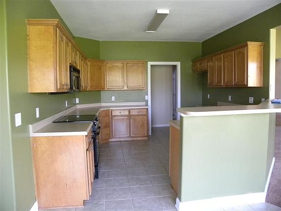 1199 Macon Hall Rd, Shelby, TN 38018