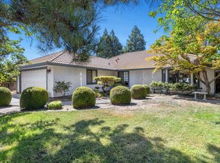 2244 Purvis Ave, Clovis, CA 93611