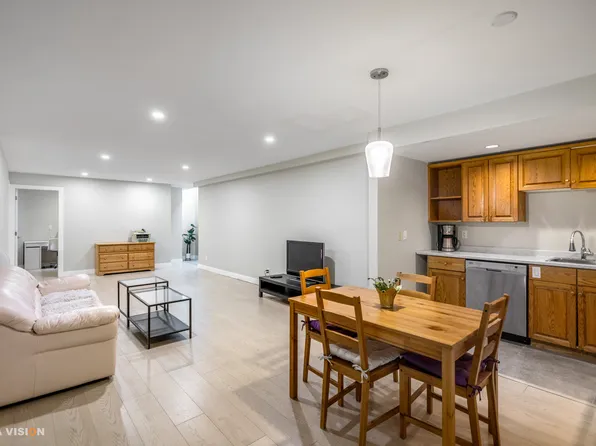 1407 Chippendale Rd, West Vancouver, BC V7S 2N7