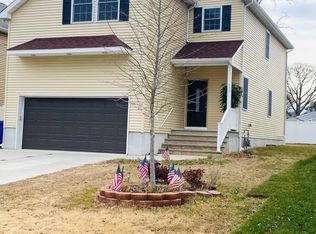 205 Longfellow Ave, Toms River, NJ 08753