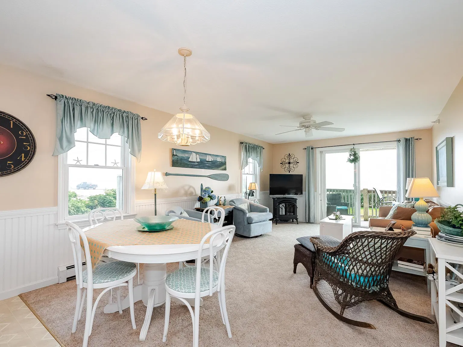 2 bed, 1092 sqft, $2,900 — Photo 4