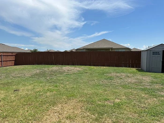 301 Meadow Lark Ln — Photo 26