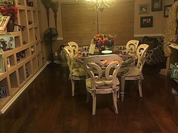 2nd image of 2121 N Rojo Dr
