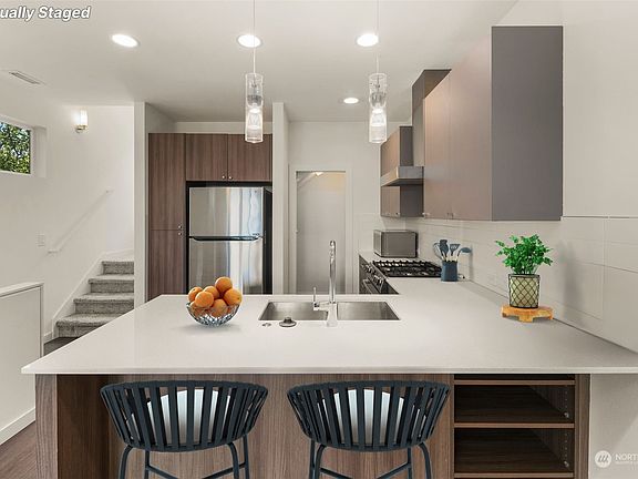4th image of 8342 Mary Avenue NW #C
