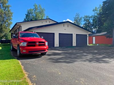 521 Creekside St, Anchorage, AK, 99504