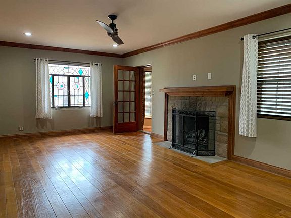 5th image of 1101 Elm Park Dr