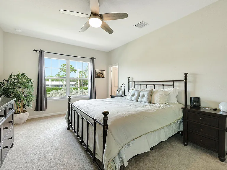 1807 SE Ocean Cove Way — Photo 18
