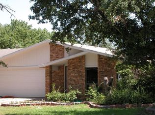 4100 Yellowleaf Dr, Fort Worth, TX 76133