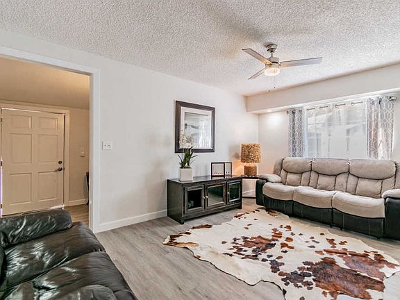5th image of 3630 Rosetree Dr