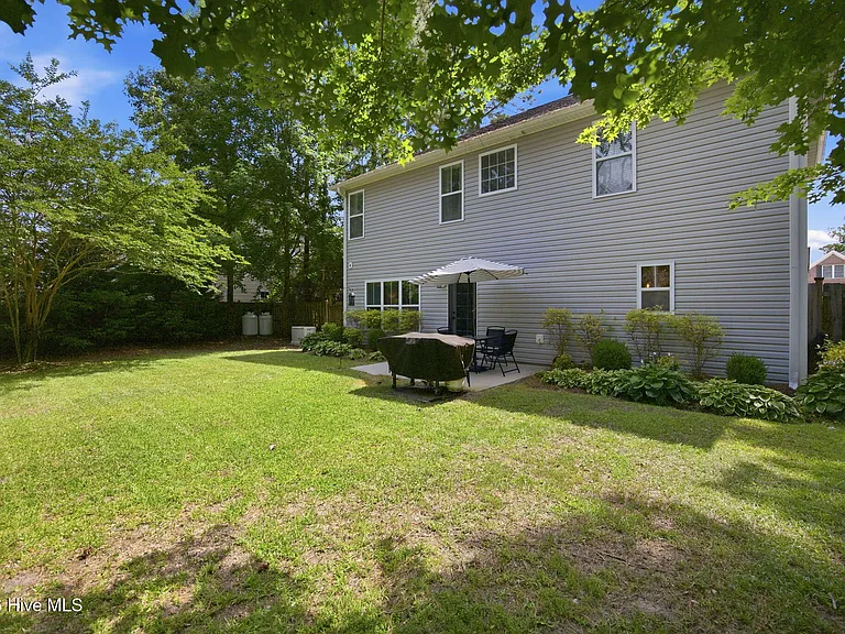 611 Majestic Oaks Dr — Photo 48