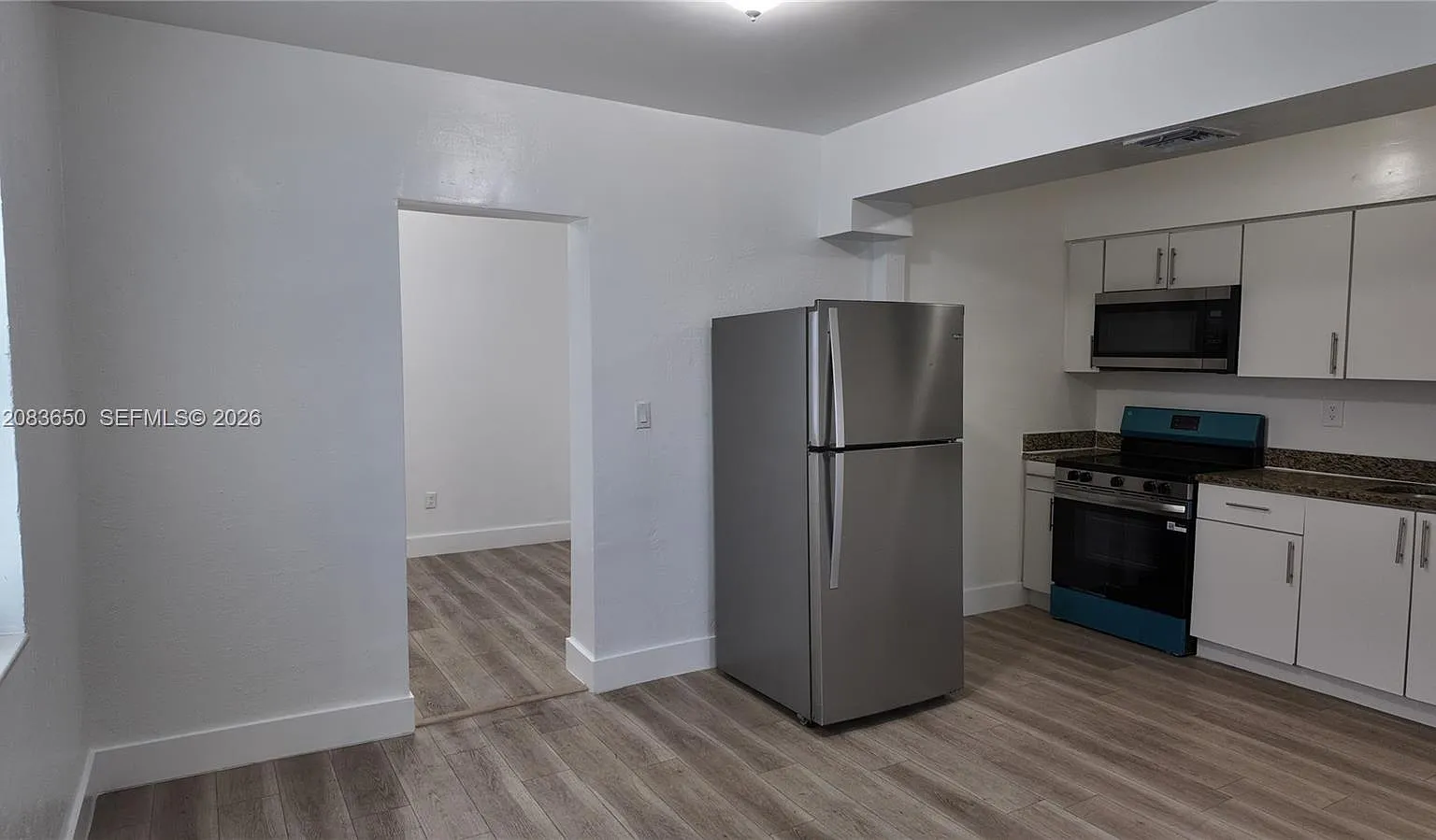 Airline Estates — Photo 2