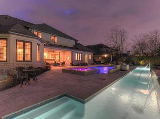 5420 Pine St, Bellaire, TX 77401