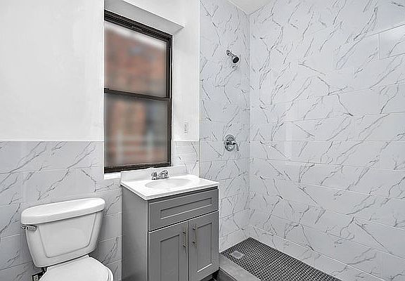 4th image of 533 W 144th St #5R