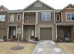 Better than new townhome
