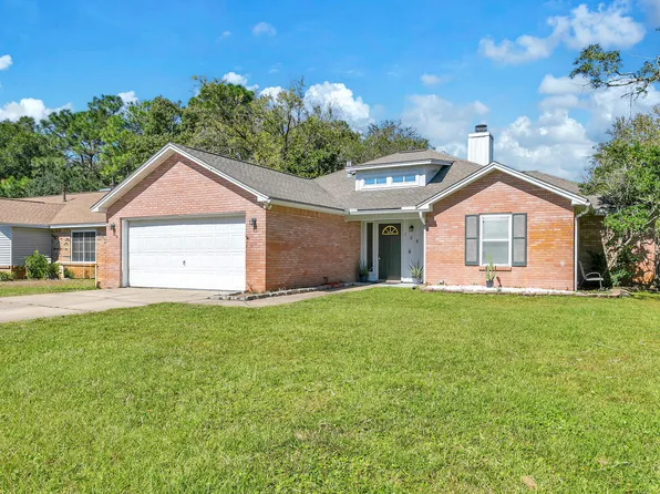 106 Meadow Woods Ln, Niceville, FL 32578