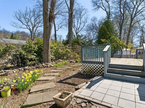 215 Benedict Avenue, Tarrytown, NY 10591