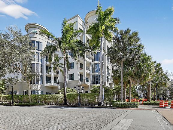 2nd image of 510 NW 84th Avenue #342