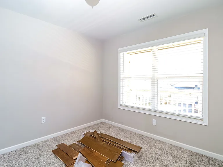 440 Little Sycamore Ln — Photo 11