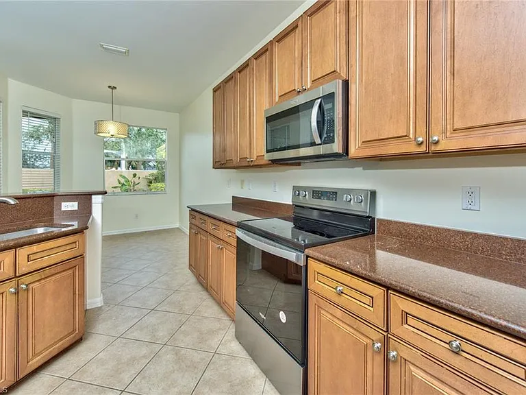 15754 Cutters Ct — Photo 9