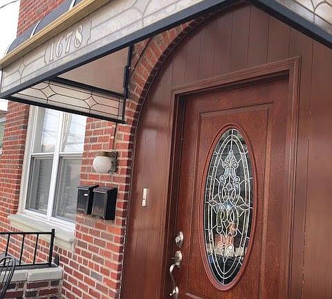 1678 BR Ave front door