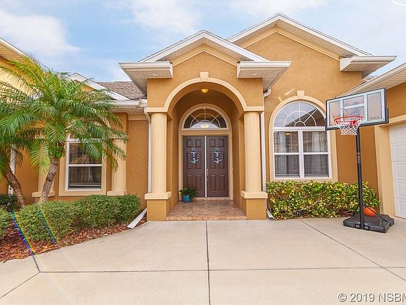 3rd image of 123 Mangrove Estates Cir