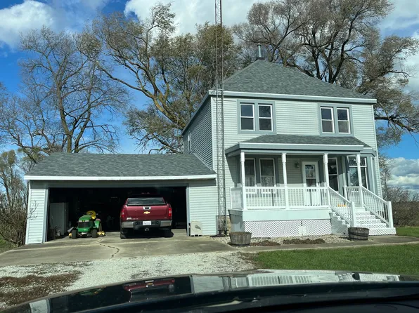 1534 E 1600 North Rd, Roberts, IL 60962