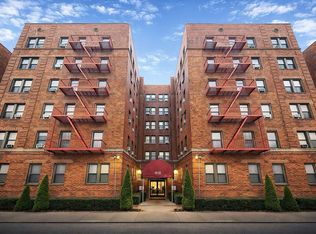 4252 Layton St APT 6F, Flushing, NY