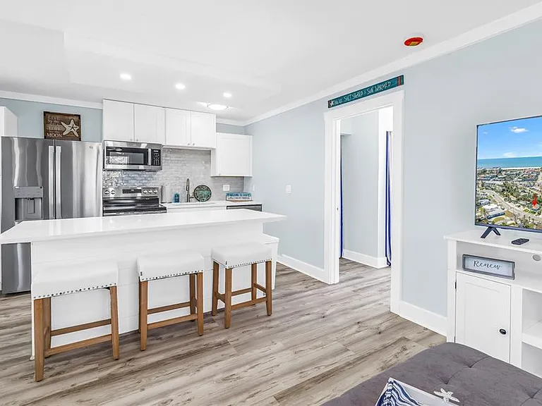 6892 Gulf Winds Dr #2 — Photo 10