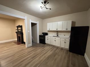 1634 N Arlington Pl #1, Milwaukee, WI 53202