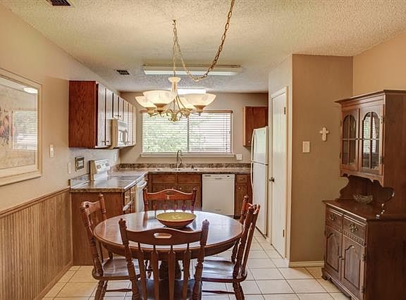 2nd image of 12513 Crystal Creek Dr
