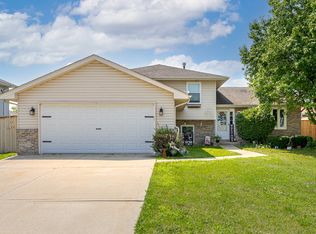 6912 Cottie Dr, Joliet, IL 60431