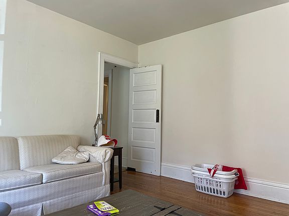 5th image of 832 E Gorham St #1