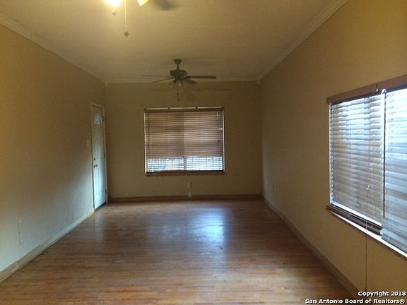3rd image of 218 Pruitt Ave