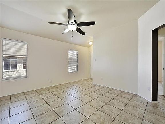 3rd image of 1013 Clayton Dr