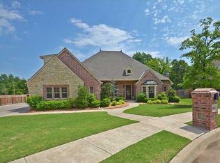 1400 Circle Bend Ct, Edmond, OK 73034
