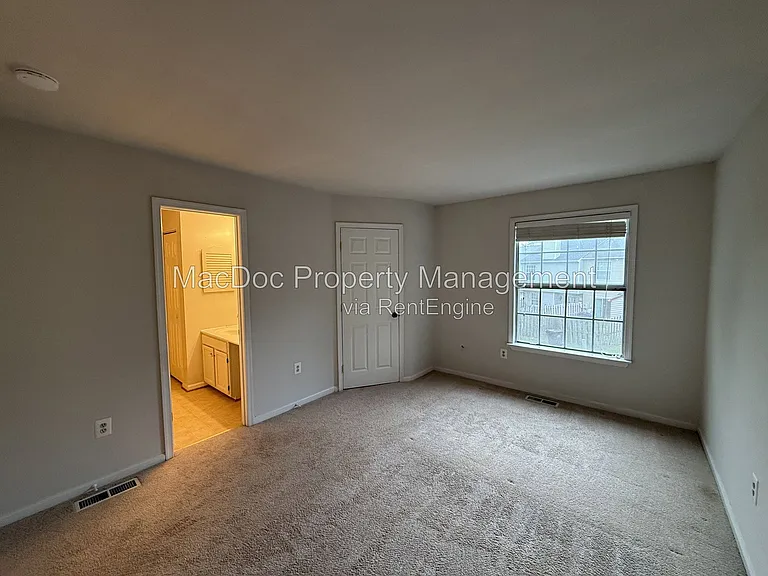 11185 Kensington Pl — Photo 32